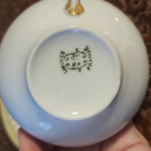 Beautiful Vintage Limoges France tea set highly collectable - Picture 7 of 10